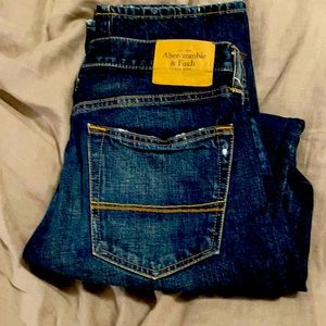 Men’s jeans never worn 32x34